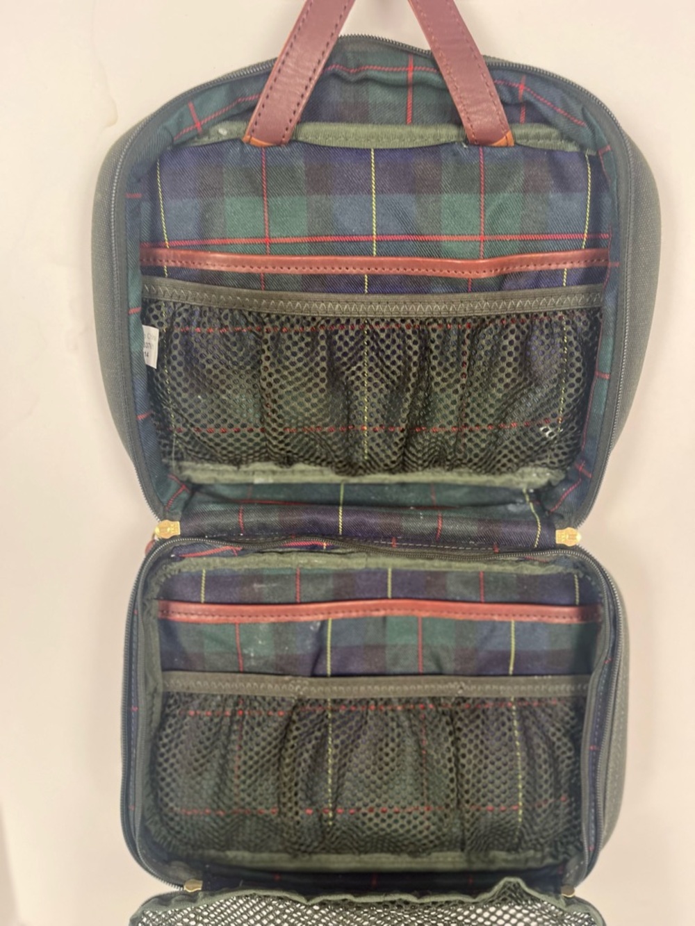 Orvis Battenkill Hanging Travel Kit Green Canvas Brown Leather Toiletry Drop Bag - Picture 3 of 8